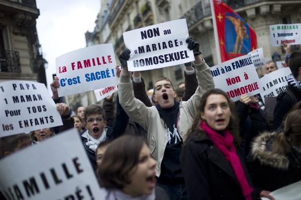 Christians protesting gay marriage in France