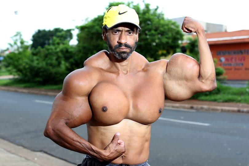 self-discipline-Valdir-flexed-his-huge-biceps