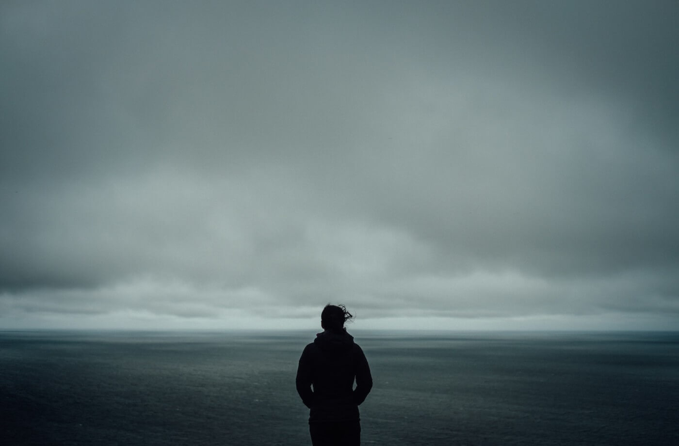 Feeling Lonely? Discover 18 Ways to Overcome Loneliness